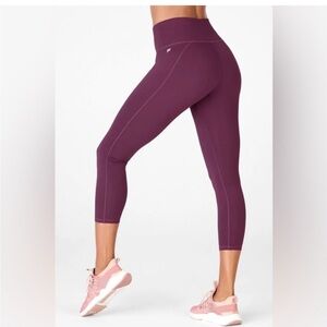 Fabletics Define PowerHold® High-Waisted Capri Burgundy Size XL